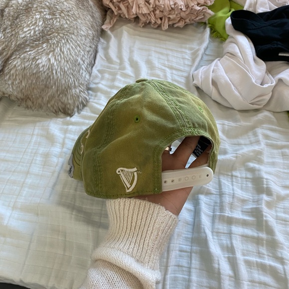 Guinness Bottle Opener Cap - Picture 5 of 8